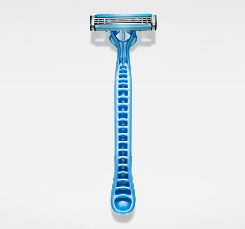 Image 0 of Gillette Custom+3 Refill Sensitive Disposable Razor 4 Ct