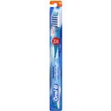 Oral-B Pro-Health CrossAction Pro 40 Toothbrush Medium