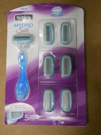 Image 0 of Schick Hydro Silk Razor