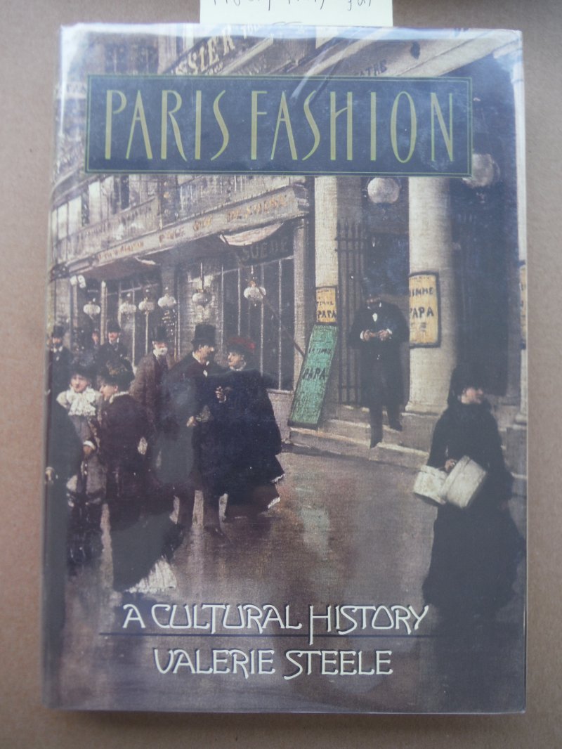 Image 0 of Paris Fashion: A Cultural History