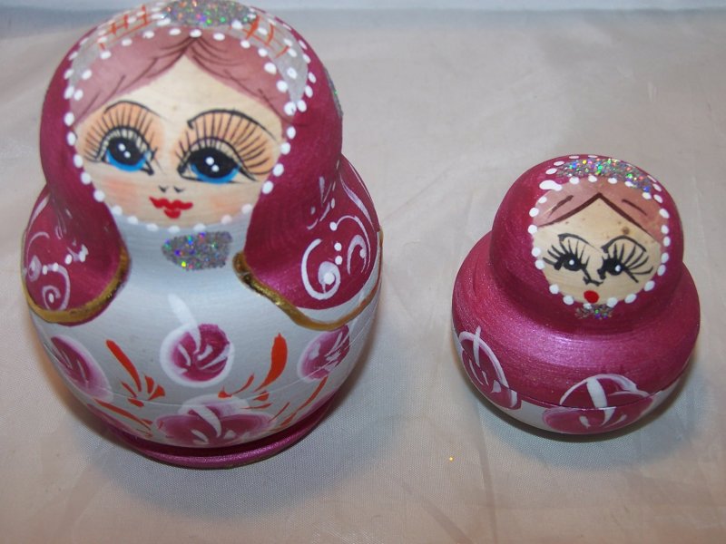 Image 1 of Nesting Doll Folk Art Woman in Pink Dress, 5 Levels