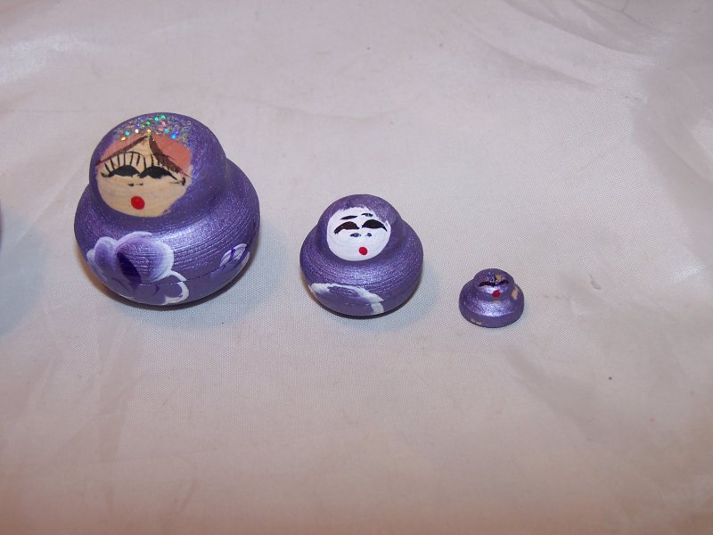 Image 1 of Nesting Doll Folk Art Woman in Purple, 5 Levels