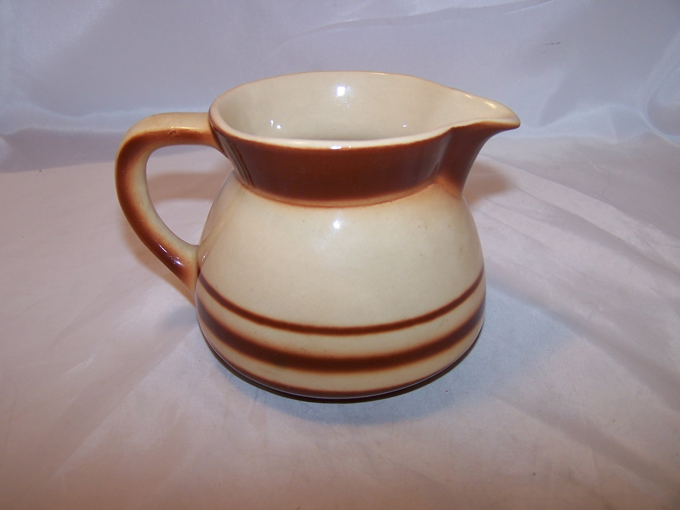 Bunzlauer Polish Creamer