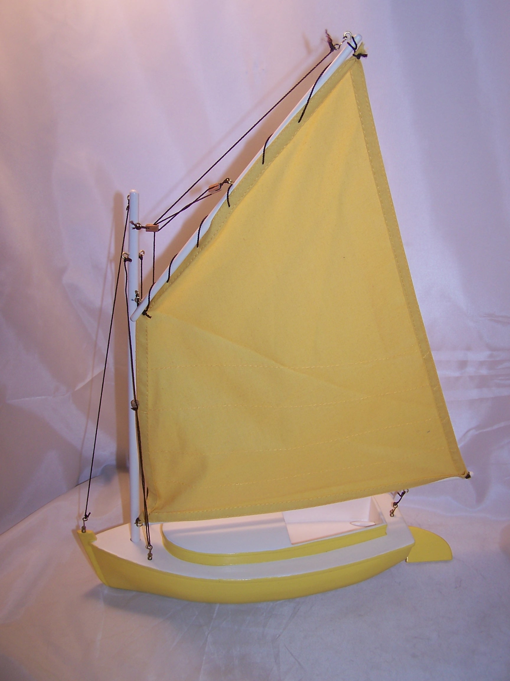 Sailboat, Barnegat Bay Catboat Model, Floats, Yellow, White