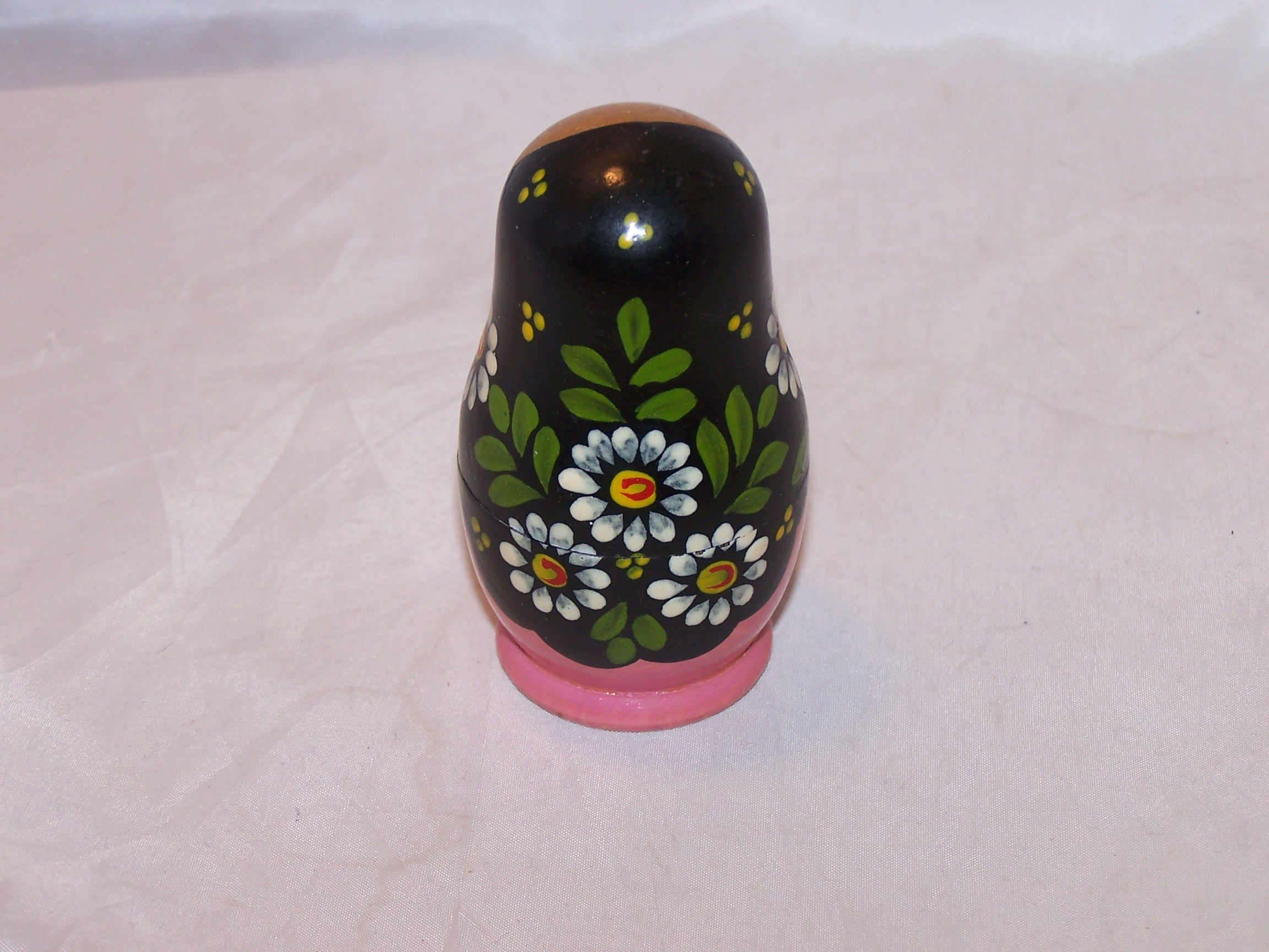 Image 3 of Nesting Doll in Black, Pink w Daisies, 5 Levels, Wood