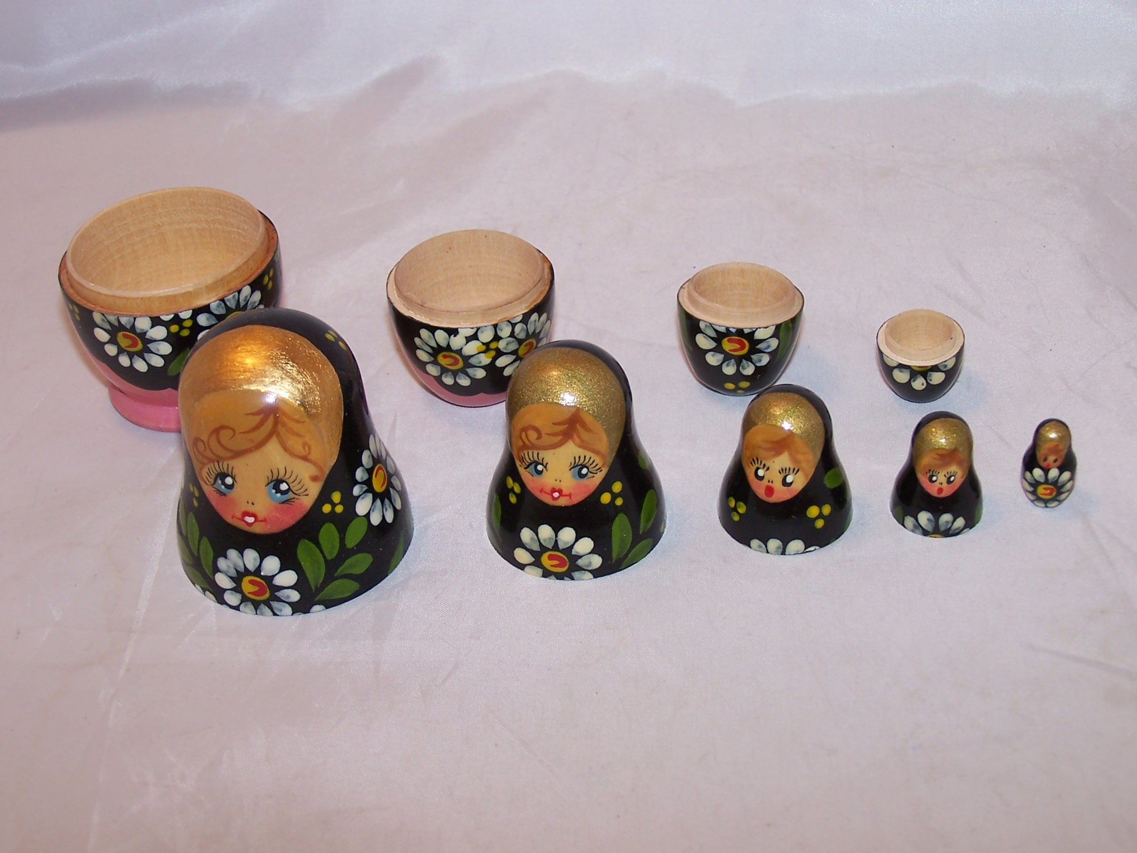 Nesting Doll in Black, Pink w Daisies, 5 Levels, Wood