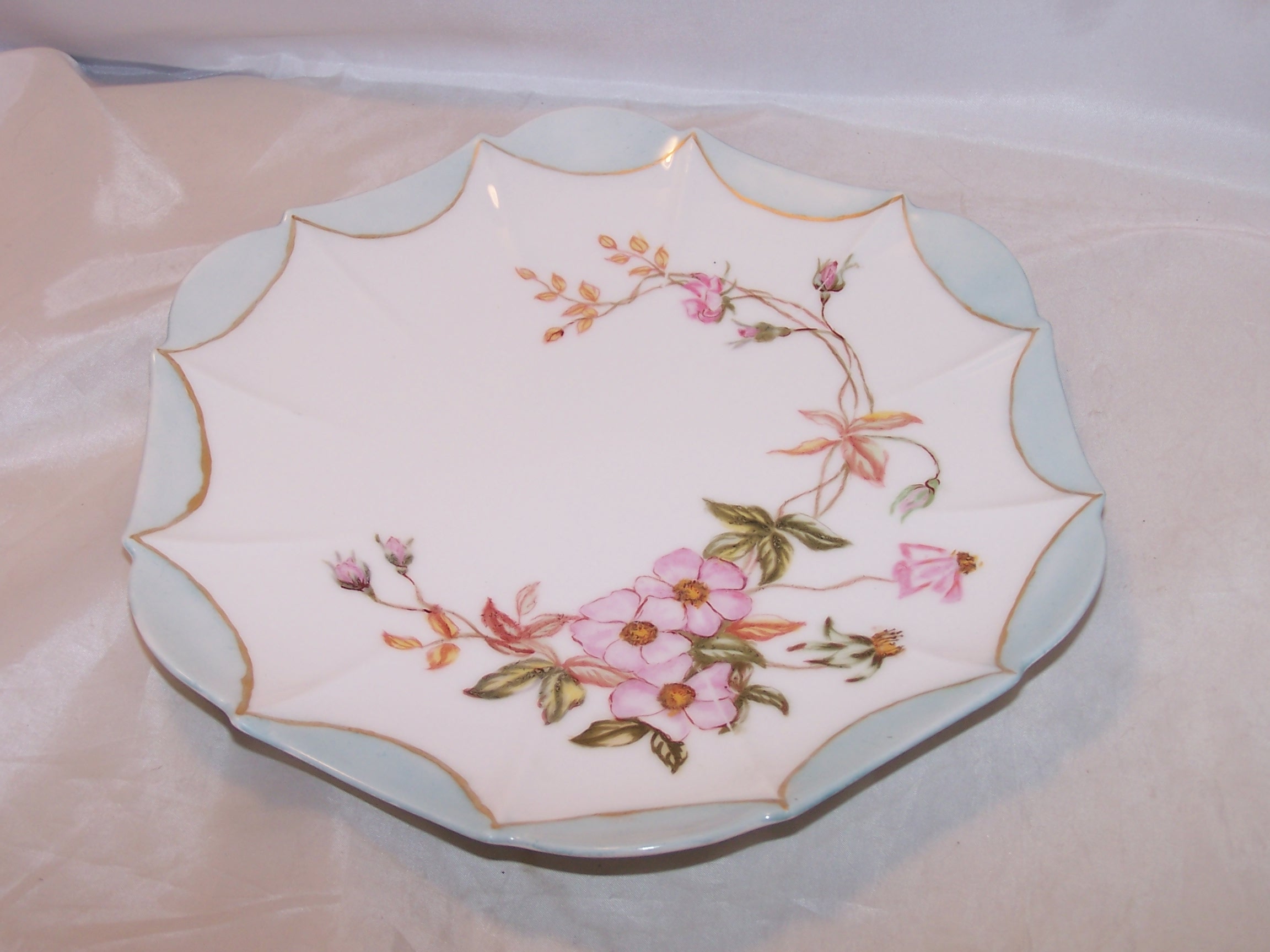 Image 1 of T&V Tressemanes & Vogt Climbing Rose Plate, Artist Signed, France 