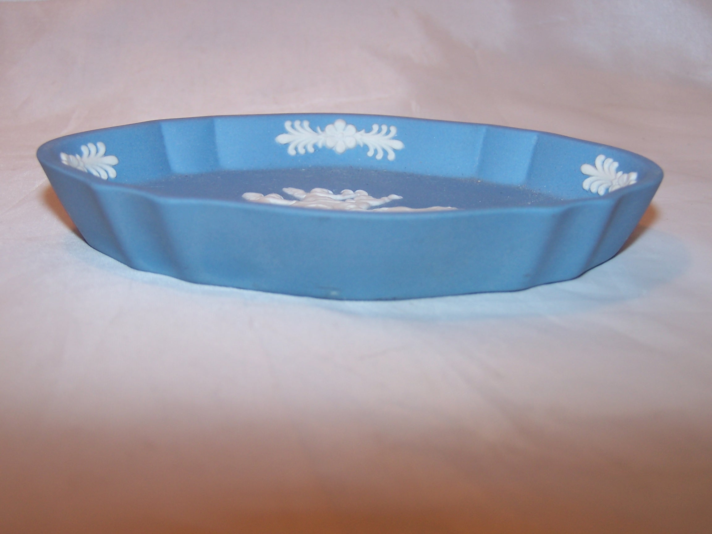 Image 2 of  Wedgwood Jasperware Oval Dish  