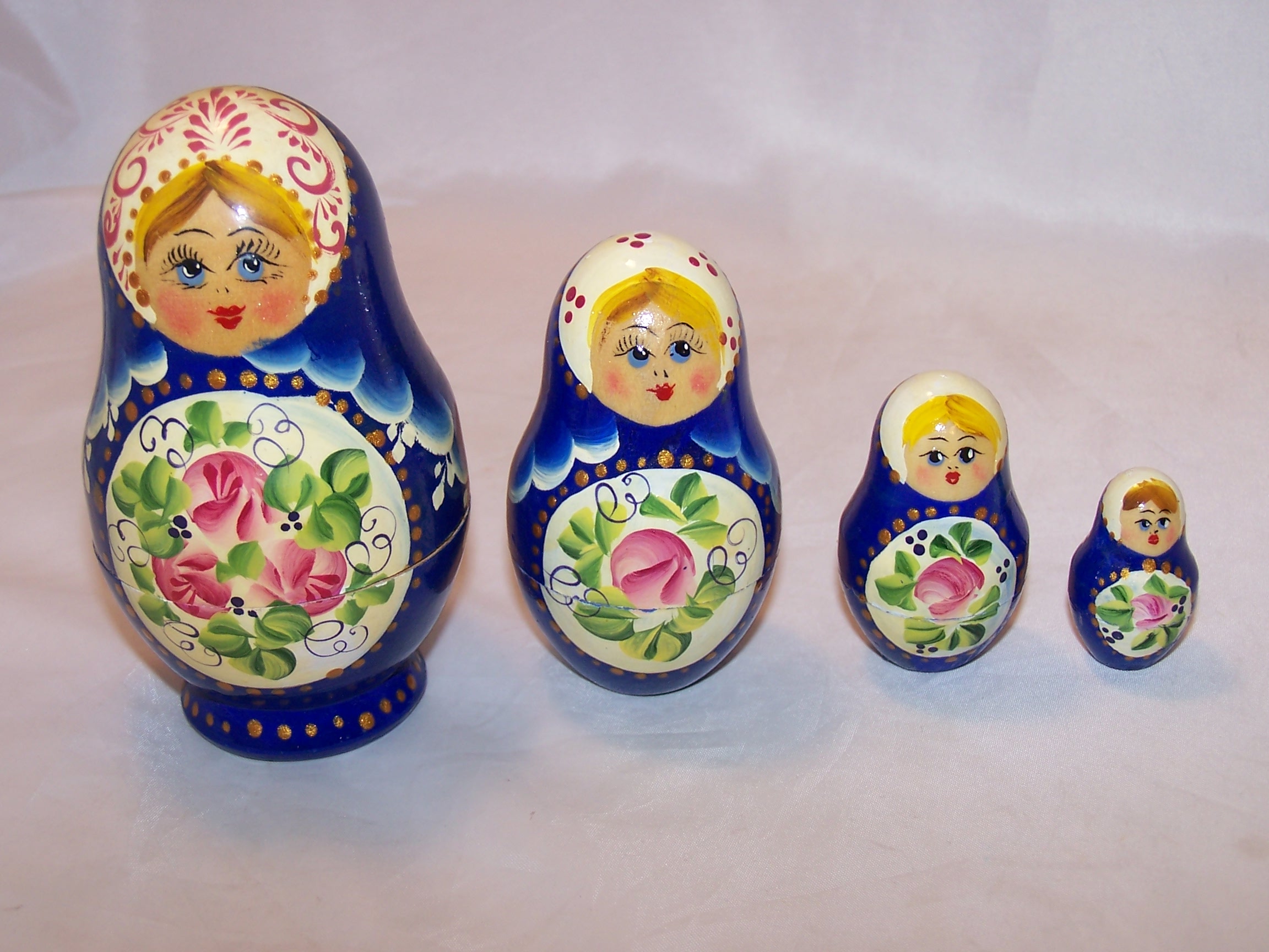 Nesting Doll in Blue with Flowers, 4 Levels, Wood