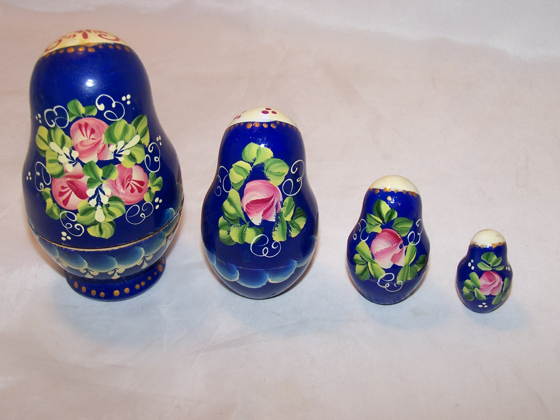 Image 1 of Nesting Doll in Blue with Flowers, 4 Levels, Wood