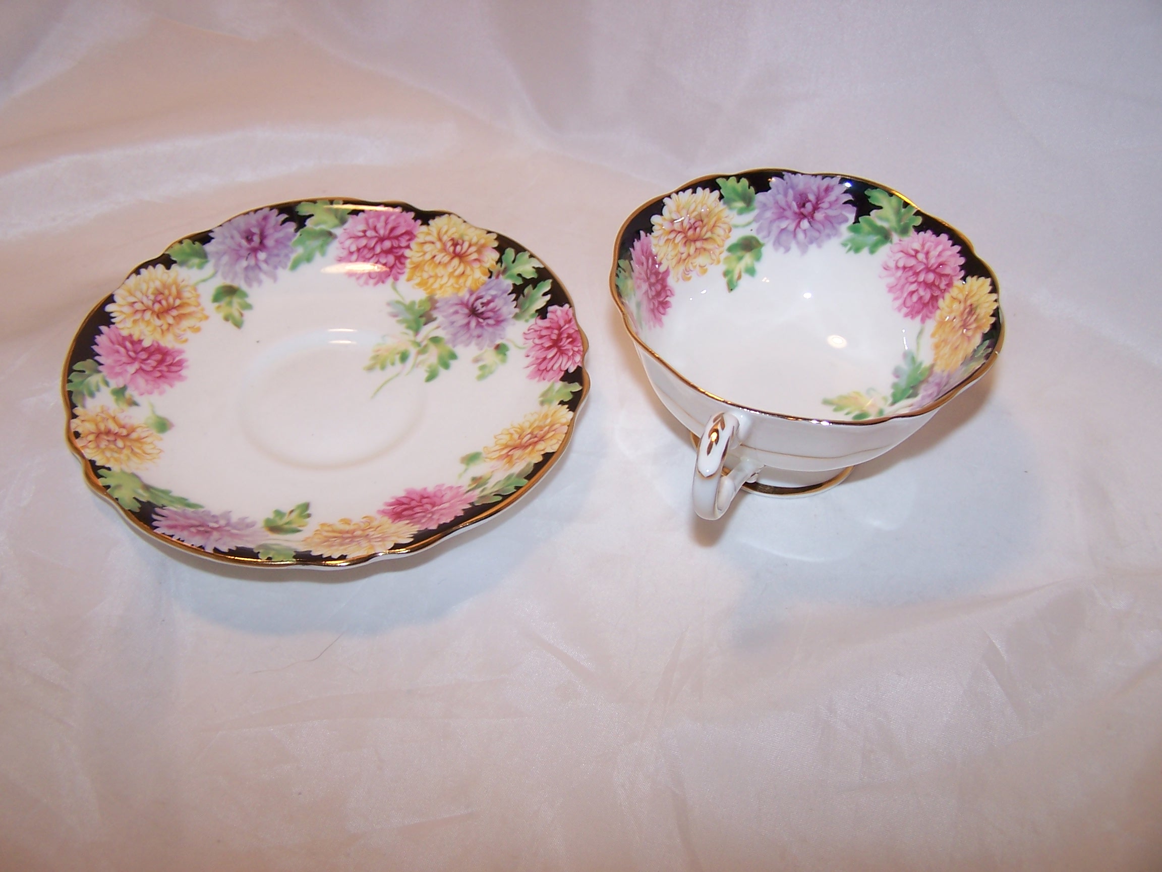 Image 3 of Teacup, Saucer, Paragon Mums Pattern, England