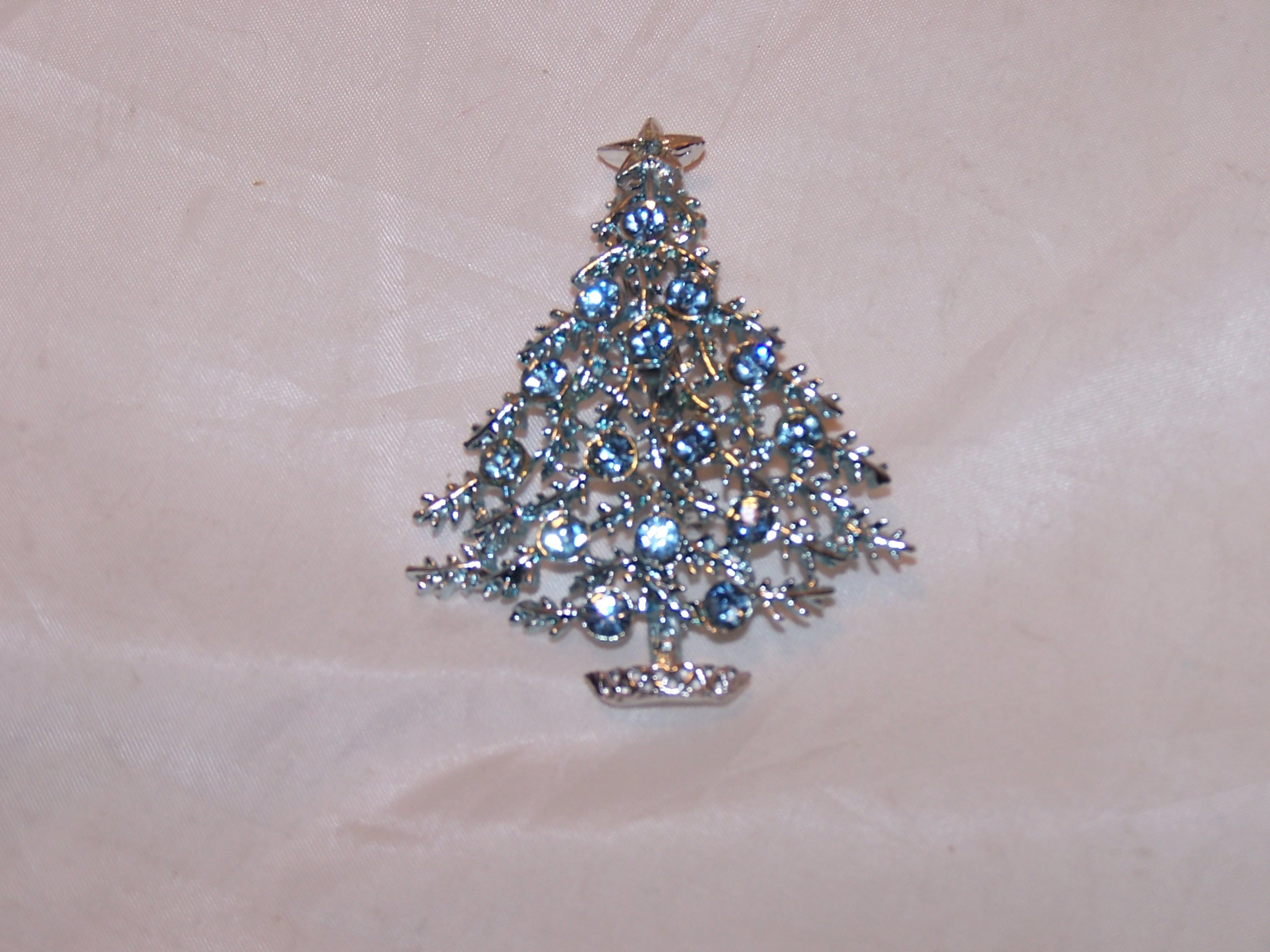 Image 1 of Christmas Tree, Blue and Silver, Pin Brooch