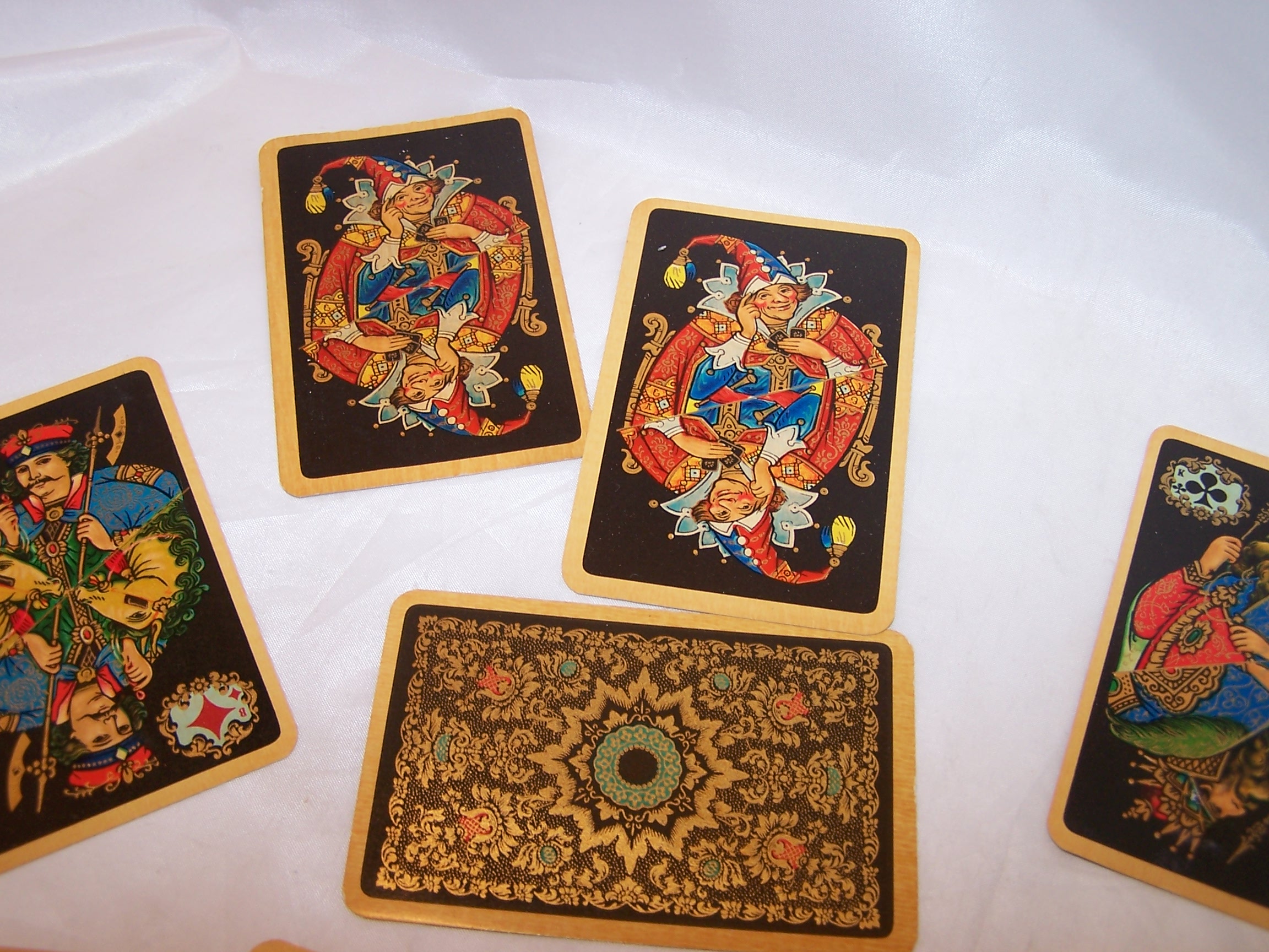 Image 6 of Playing Cards, Rich Colors, Gold, Complete Deck