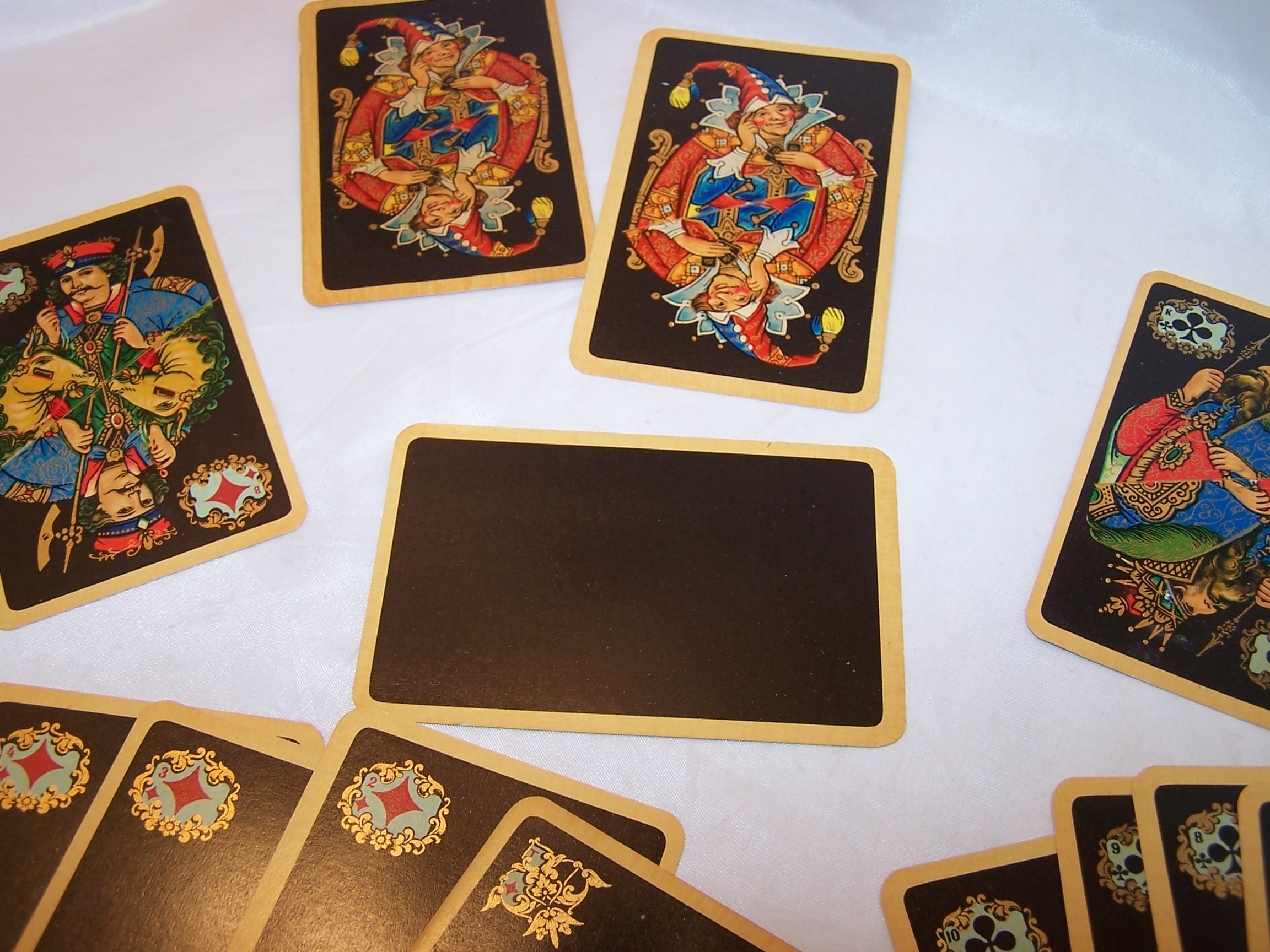 Image 7 of Playing Cards, Rich Colors, Gold, Complete Deck