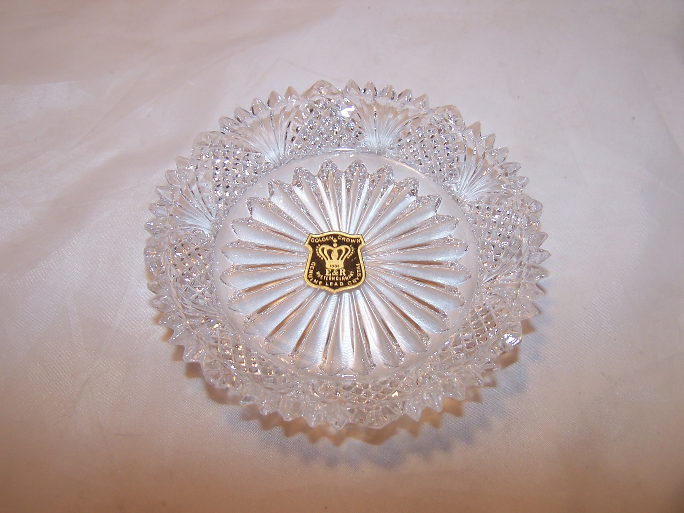 E & R Golden Crown Salt Dish