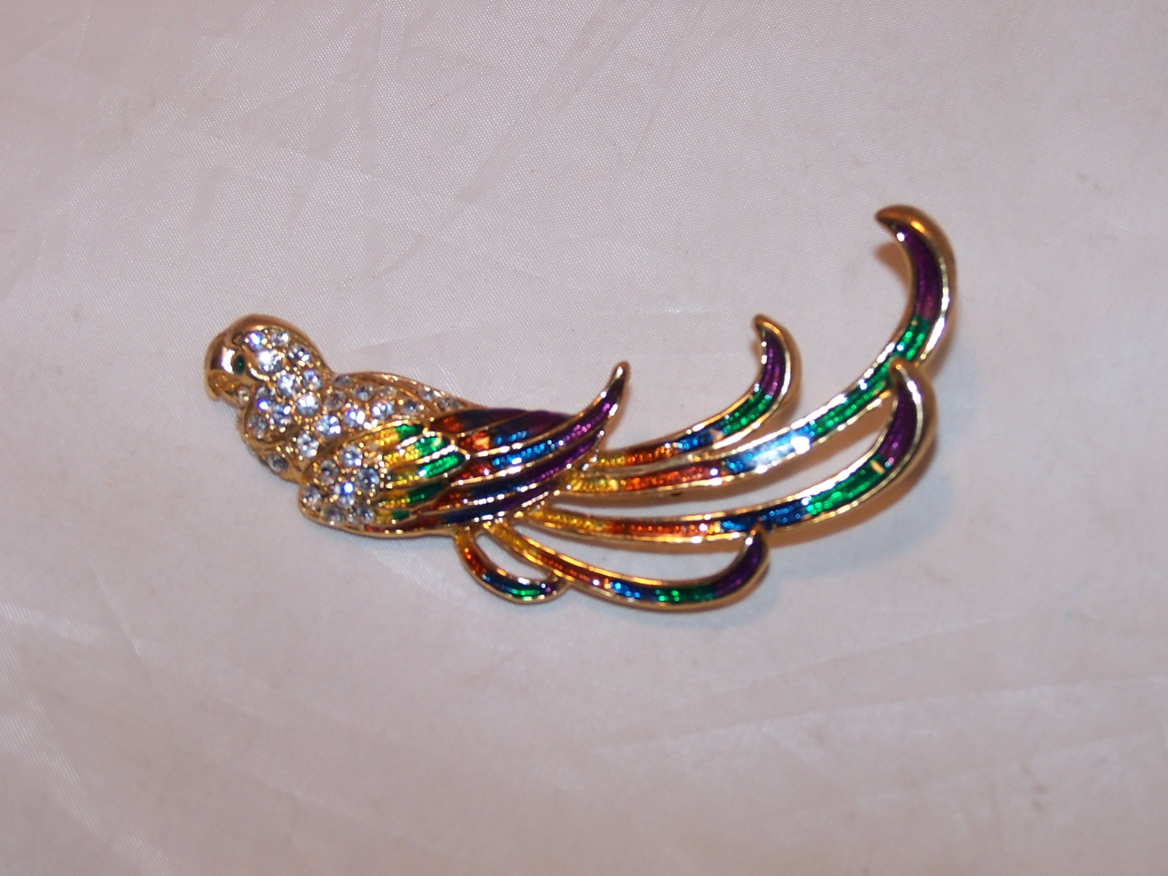 Parrot Pin