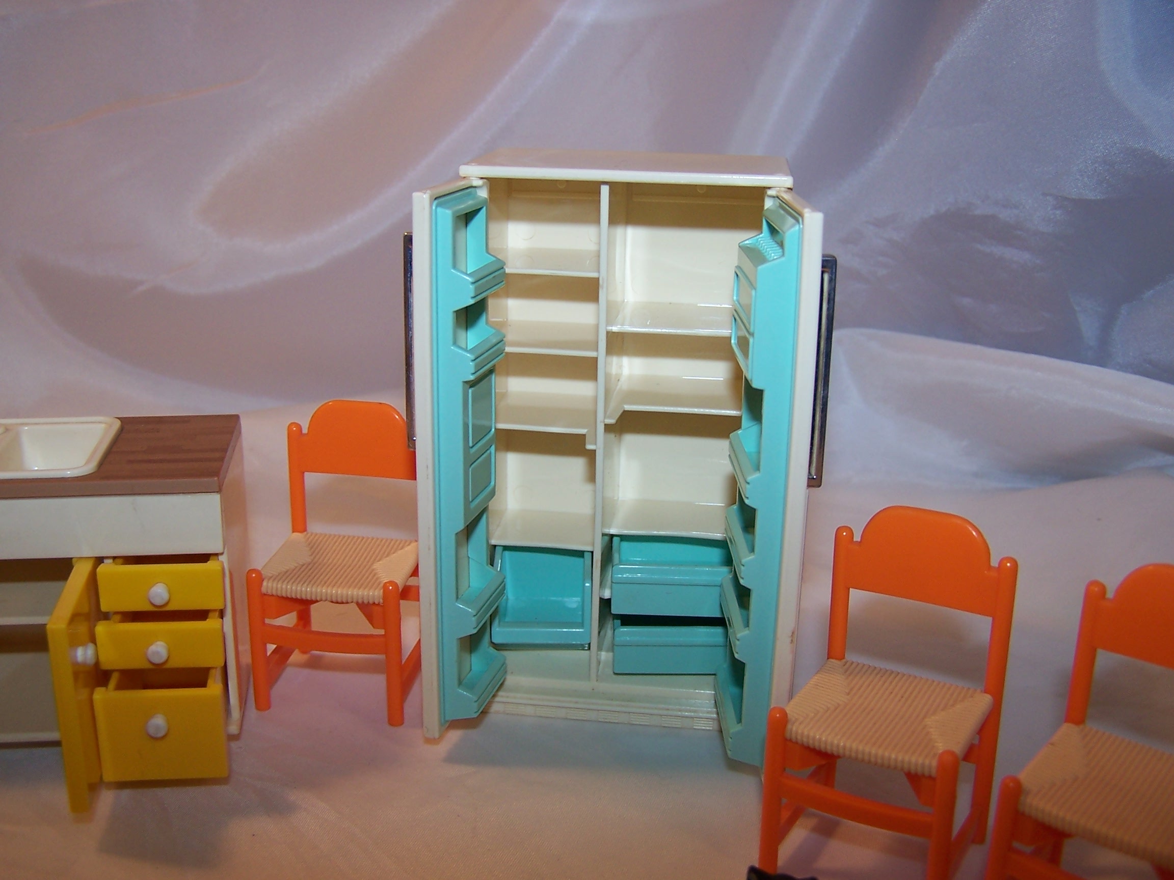 Image 38 of Dollhouse w Family, Furniture, Tomy