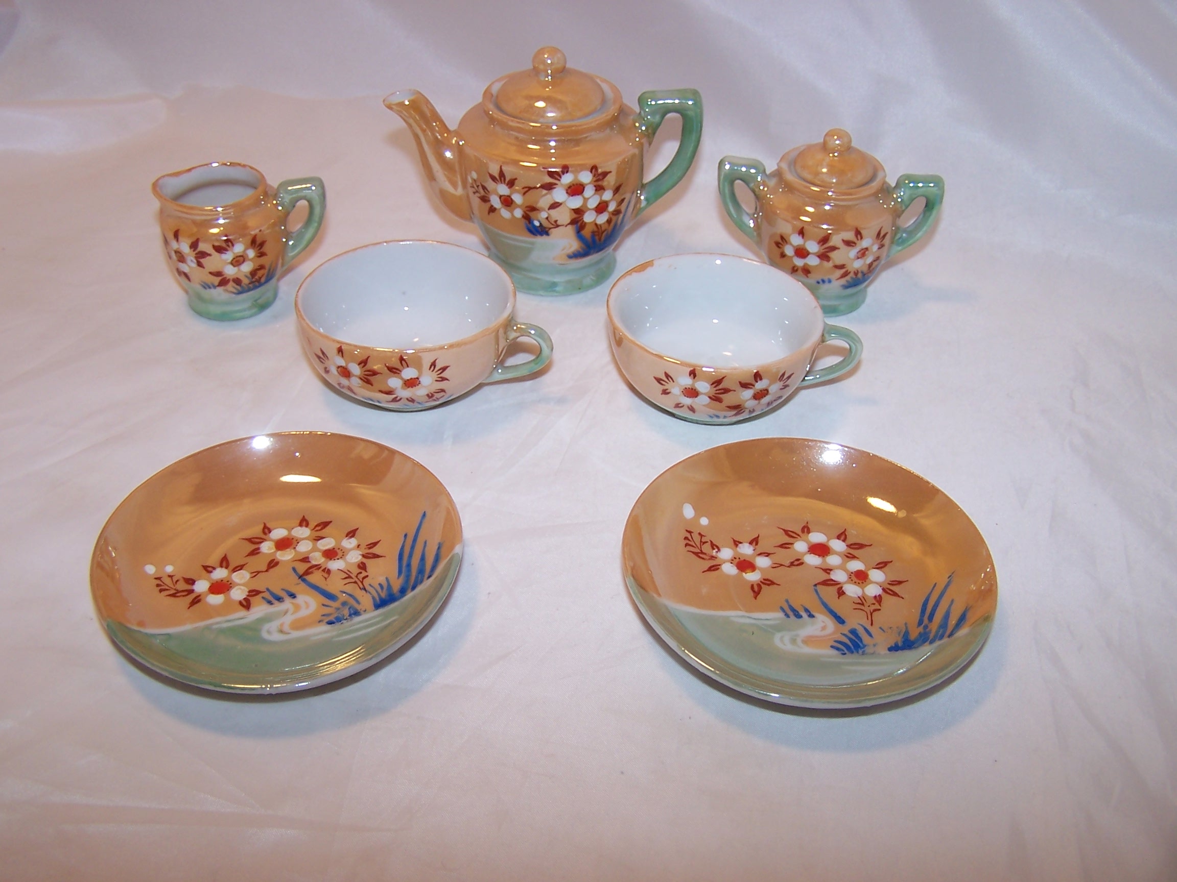 Lusterware Child's Tea Set