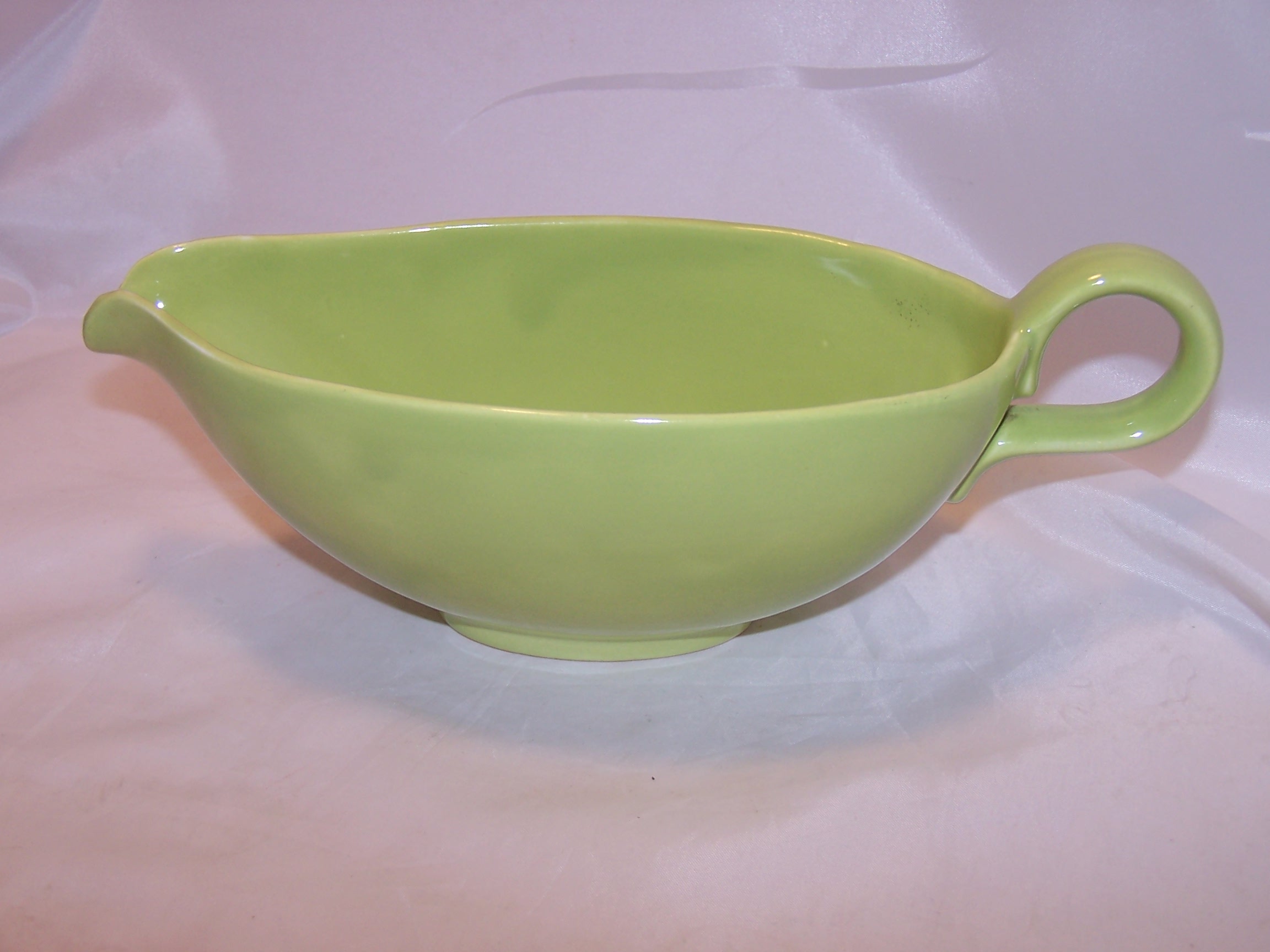 Homer Laughlin Rhythm Sauce Gravy Boat Chartreuse
