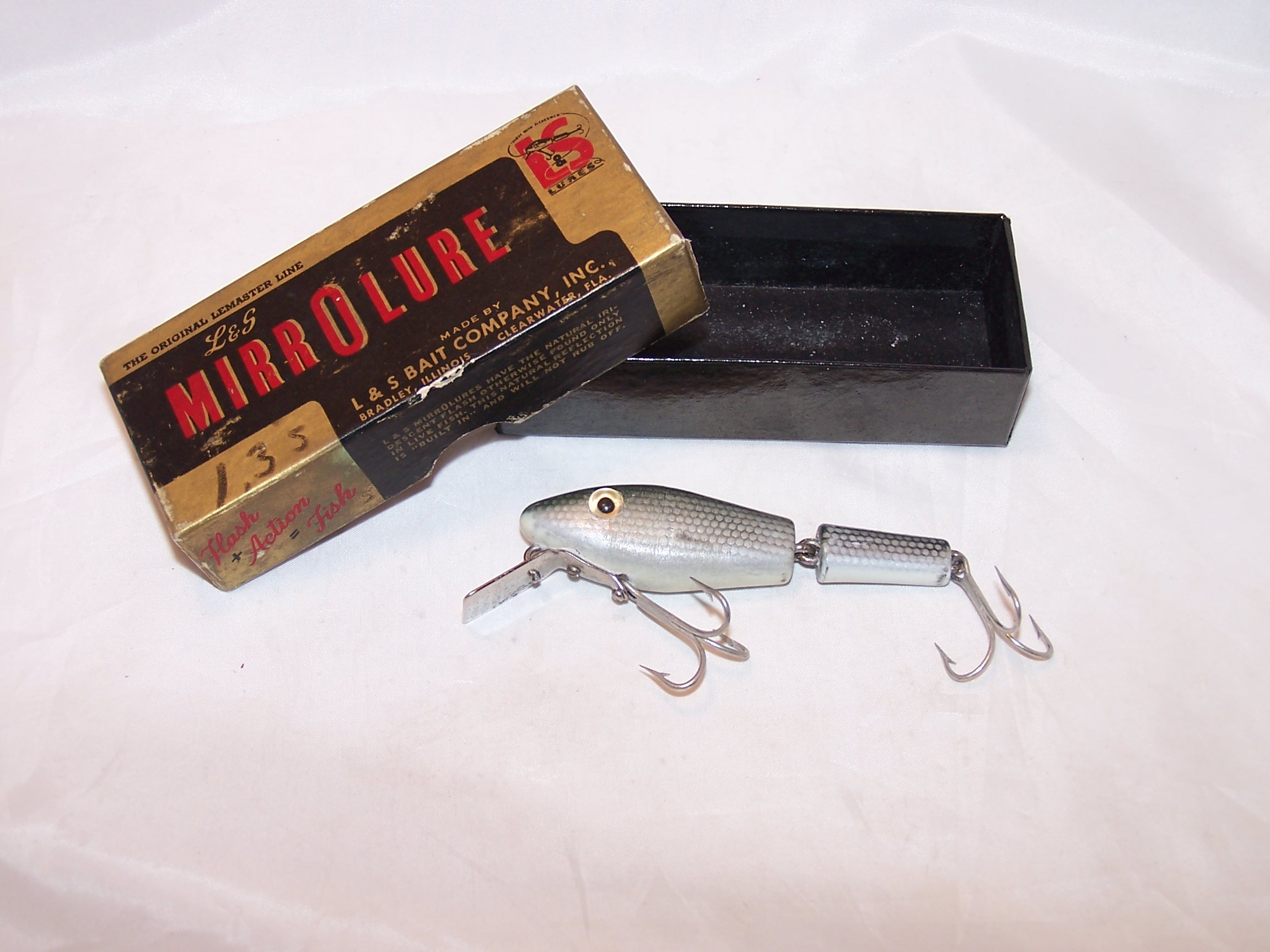 LS Fishing Lure, 15M18, Vintage MirrOLure w Box