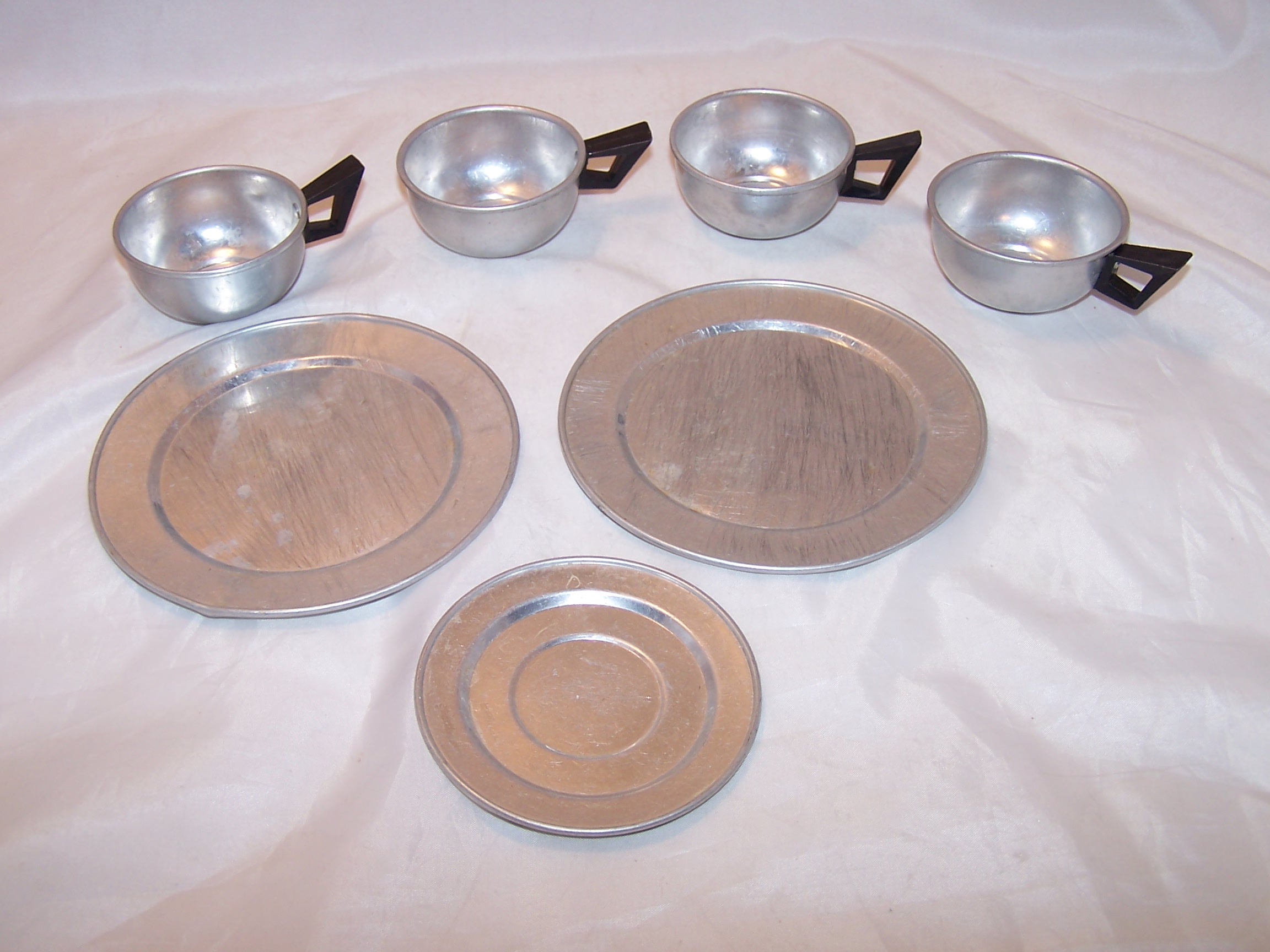 Toy Cups, Saucer, Plates, Aluminum, Vintage Childs Toy
