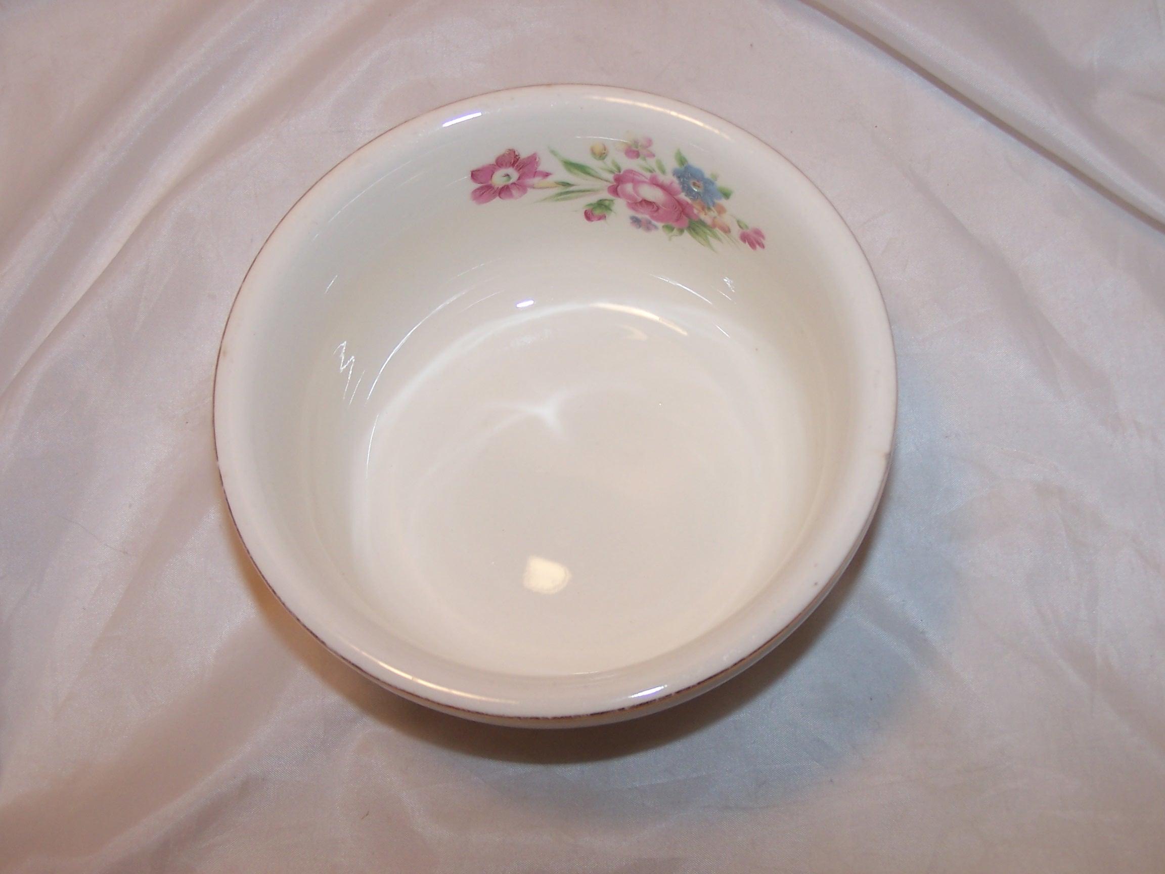 Image 2 of Stetson Mixing Bowl, Gold and Floral Pattern, Ovenware