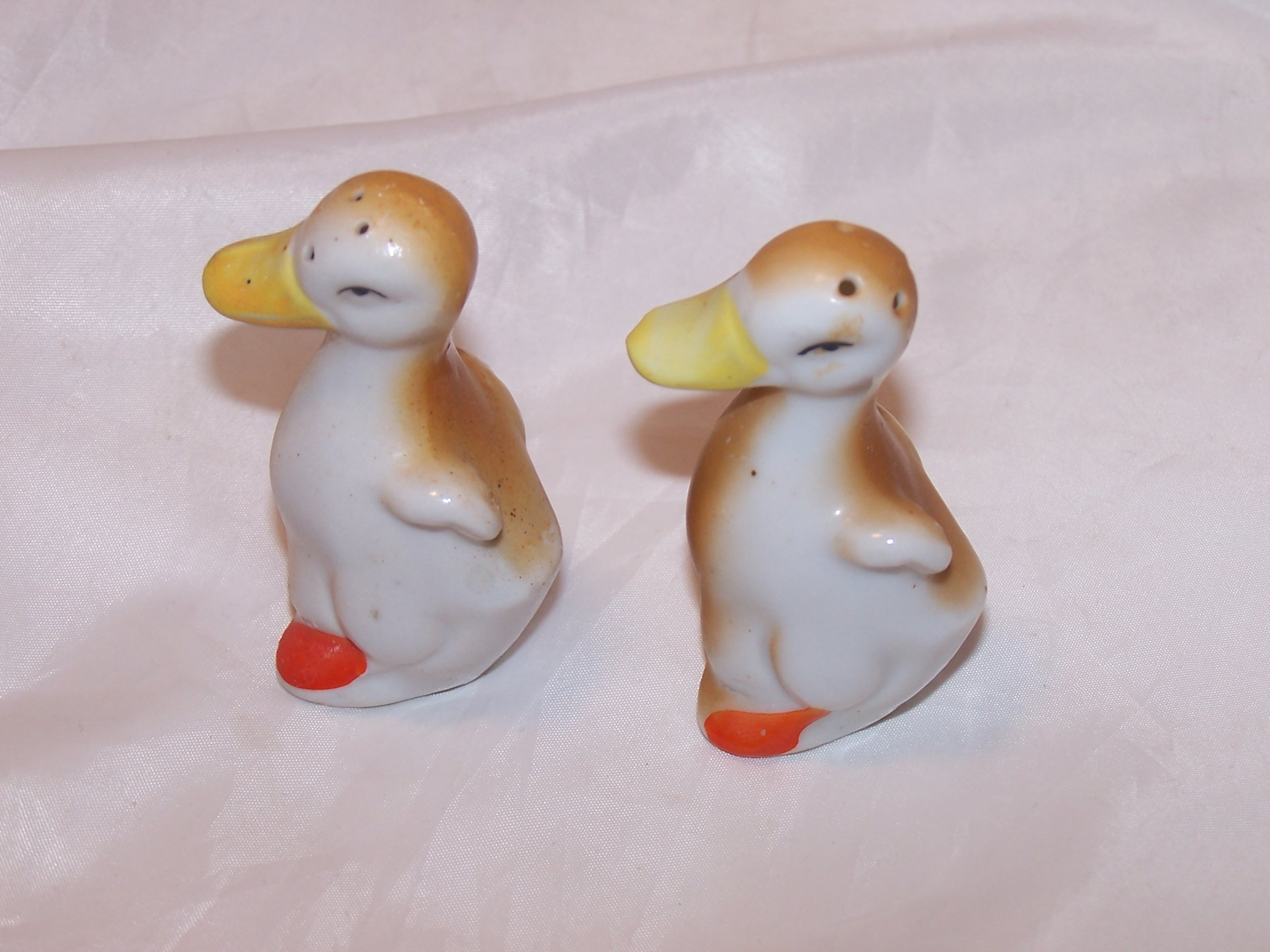 Image 1 of Duck Salt and Pepper Shakers, Little Brown Ducks, Japan