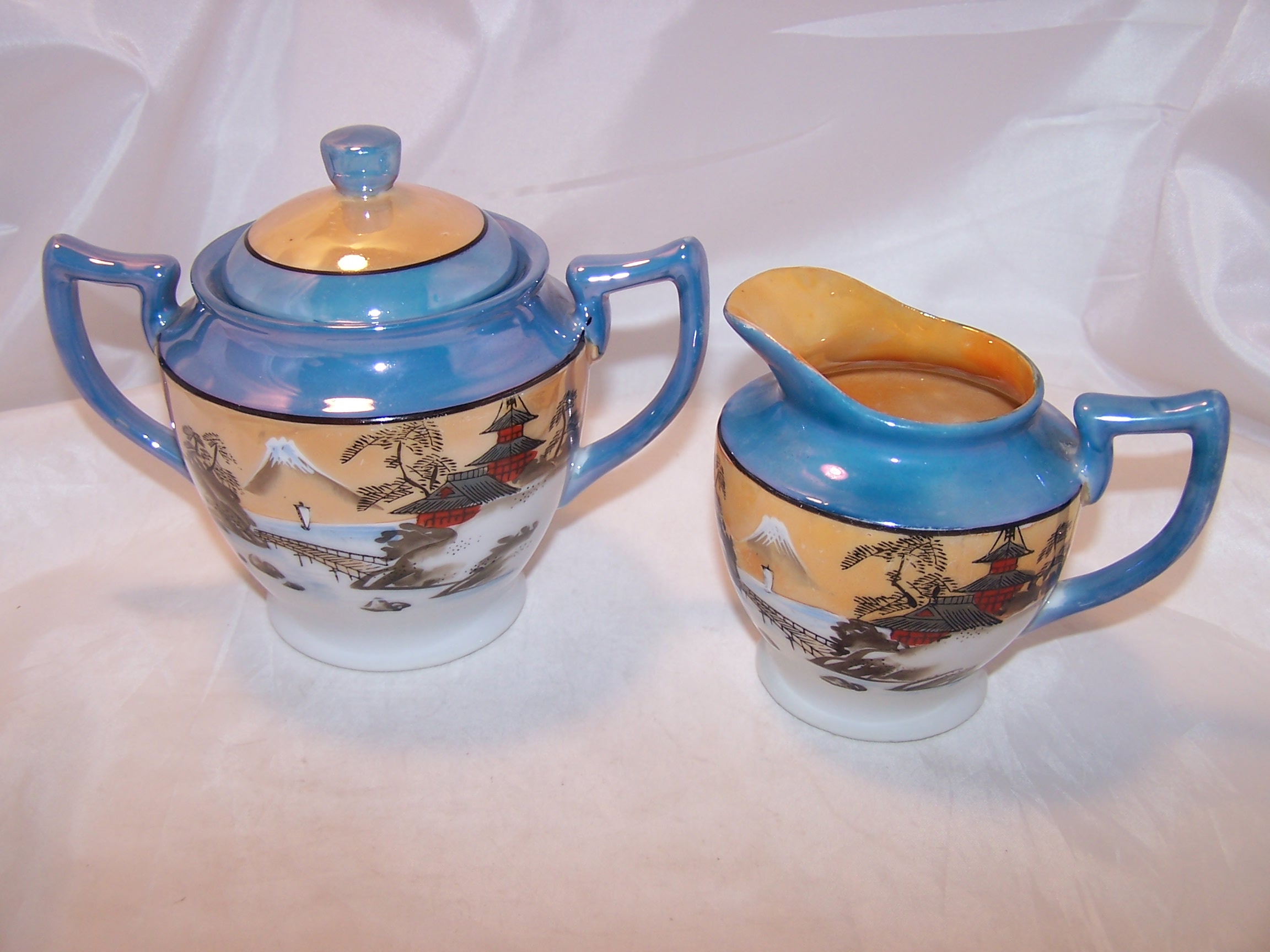 Lusterware Creamer, Sugar Bowl, Hand Painted, Japan, Double Diamond T