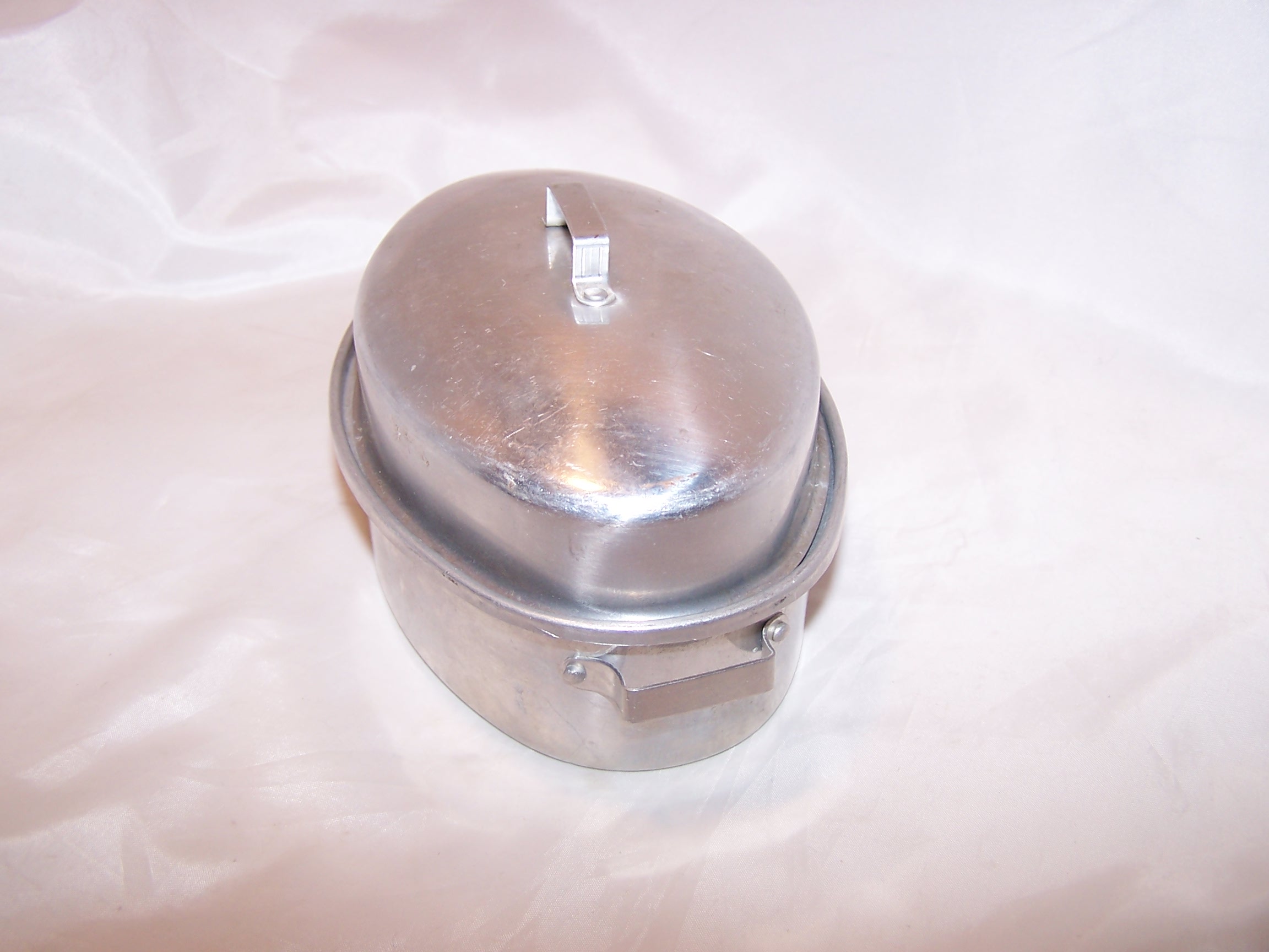 Image 3 of Toy Roaster w Lid, Aluminum, Vintage Childs Toy