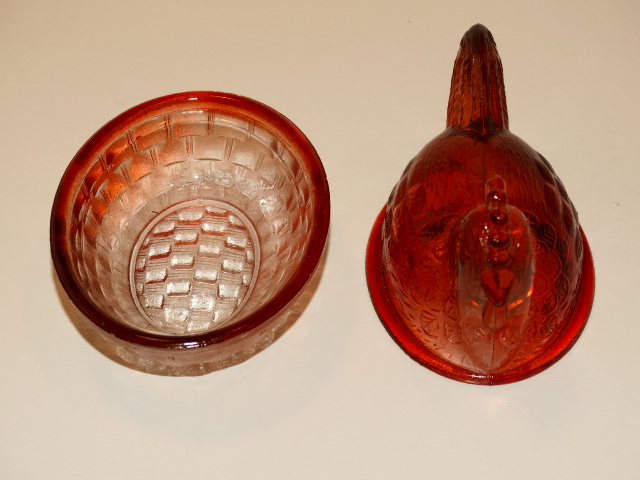 Image 4 of Salt Dip Dish, Orange Glass Chicken, 3 Inches