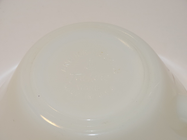 Image 6 of Gay Fad Fire King 5 Inch Handled Bowl, Milk Glass