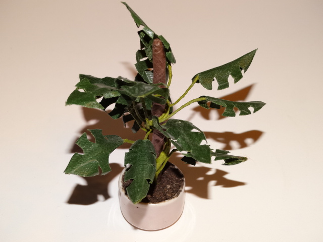 Image 1 of Dollhouse Potted Plant