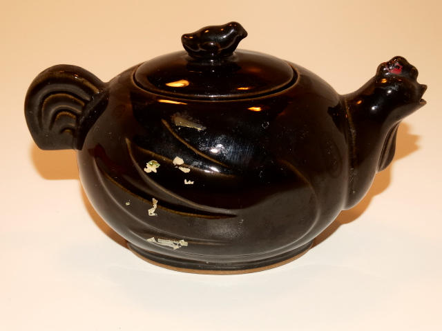 Image 2 of Teapot Chicken and Chick Tea Pot