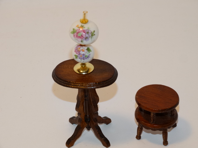 Dollhouse Gone With the Wind Lamp, Tables