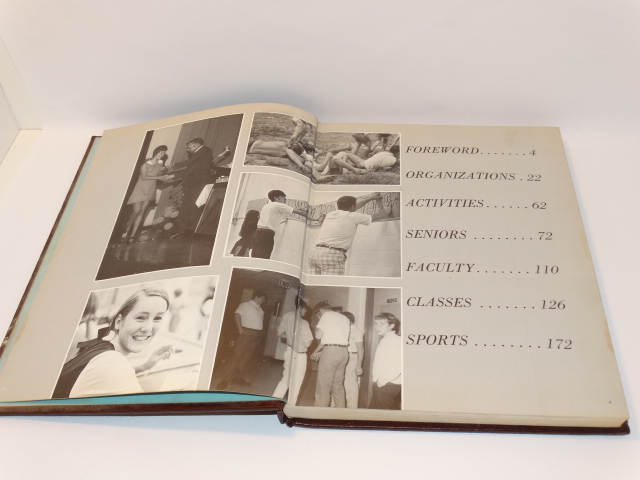 Image 3 of 1971 Harry Doss High School Louisville, Annual Yearbook