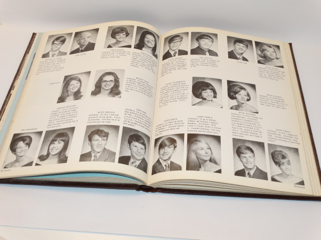 Image 7 of 1971 Harry Doss High School Louisville, Annual Yearbook