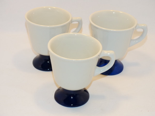 Walker China Coffee Cup Footed Set White Cobalt Blue