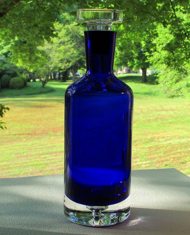 Decanter Bottle with Stopper Heavy Crystal Cobalt Blue Ultimat Vodka
