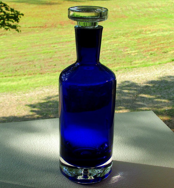 Decanter Bottle with Stopper Heavy Crystal Cobalt Blue Ultimat Vodka 750 ml OOS