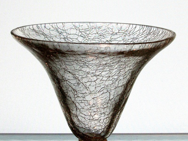 Hanging Candle Holder Crackle Glass 3.25 x 4.75 Cone Shape