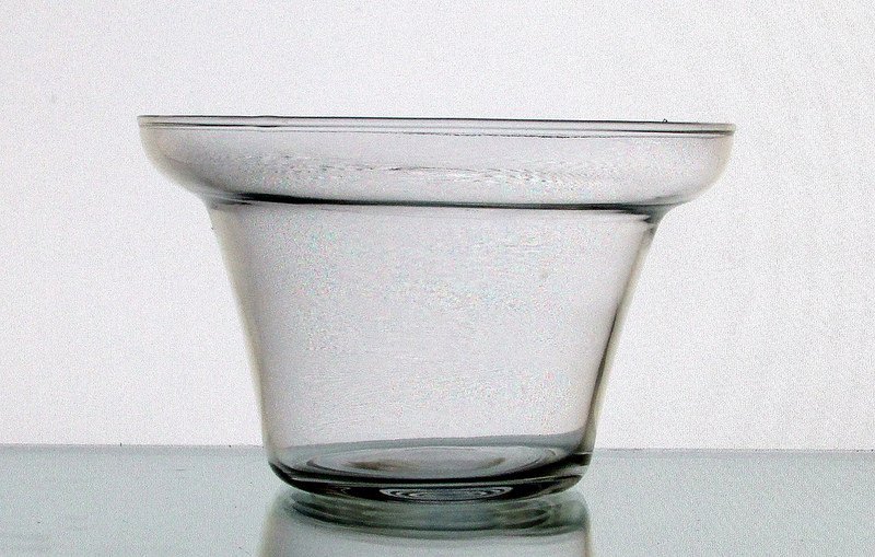 Hanging Candle Holder 4.25 w x 2.75 h Shelf Rim HCH035