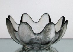 Candle Holder 8 tips Clear Blurred Glass Heavy 2.5h x 5.5w Fancy