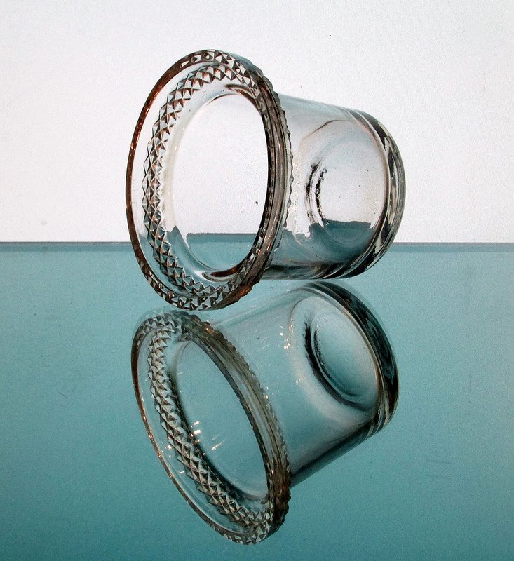 Hanging Candle Holder 3 5/8 x 3 Diamond Cut Rim HCH061