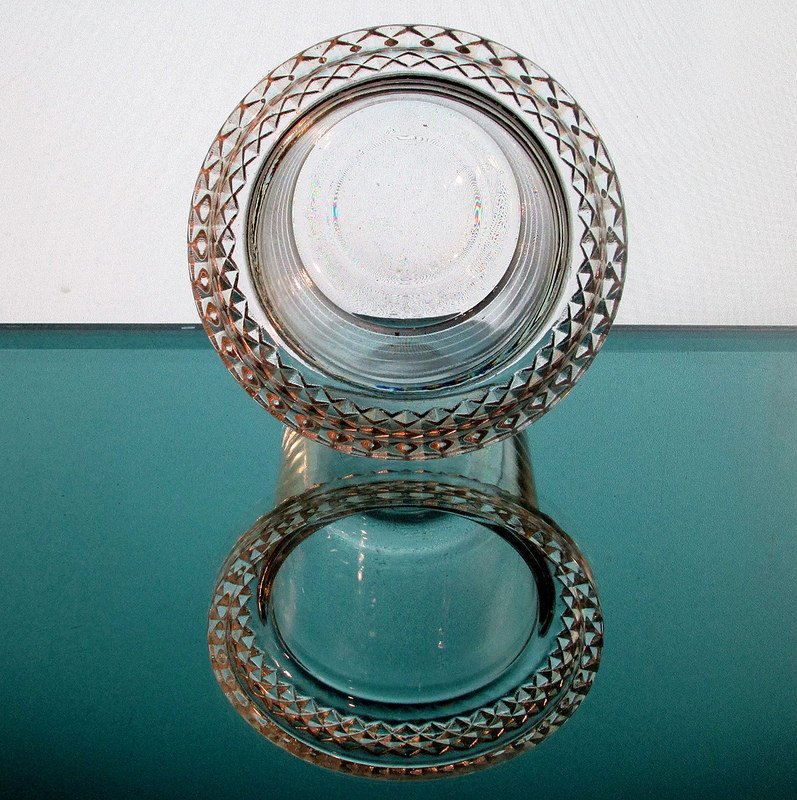 Hanging Candle Holder 3 5/8 x 3 Diamond Cut Rim HCH061