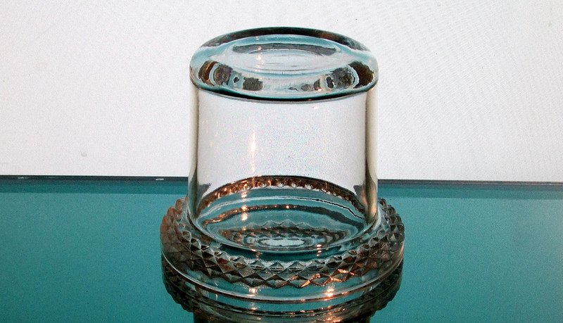 Hanging Candle Holder 3 5/8 x 3 Diamond Cut Rim HCH061