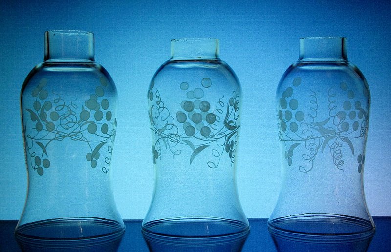 Hurricane Shade Grape Clusters 1 5/8 inch fitter x 5.75 showing varying neck heights