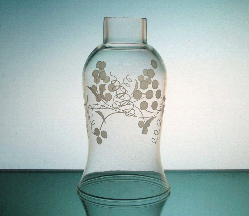 Hurricane Shade Grape Clusters 1 5/8 inch fitter x 5.75 with 7/8 inch neck