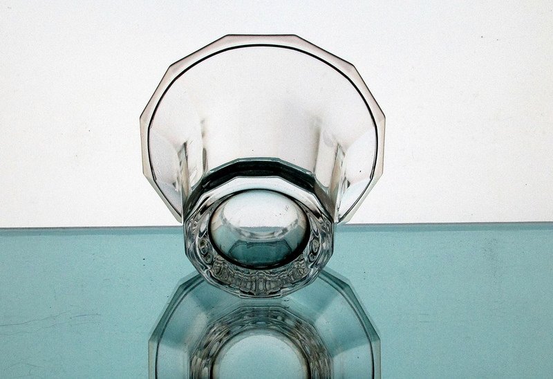 Hanging Candle Holder 4.25 x 3 inch Clear Flare 12 point Flat Bottom HCH074
