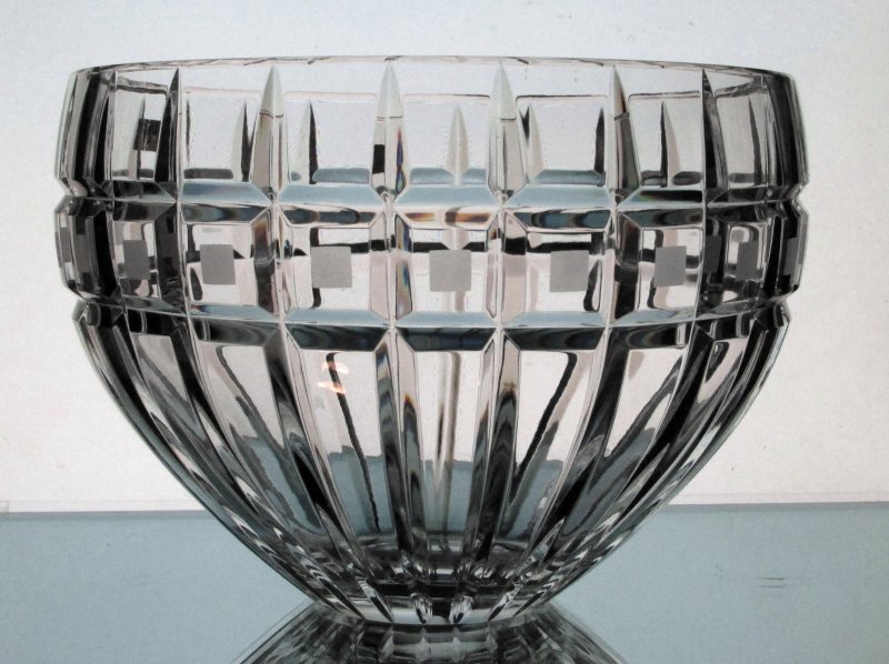 Waterford Crystal 8 inch Serving Bowl Quadrata Etched Blocks