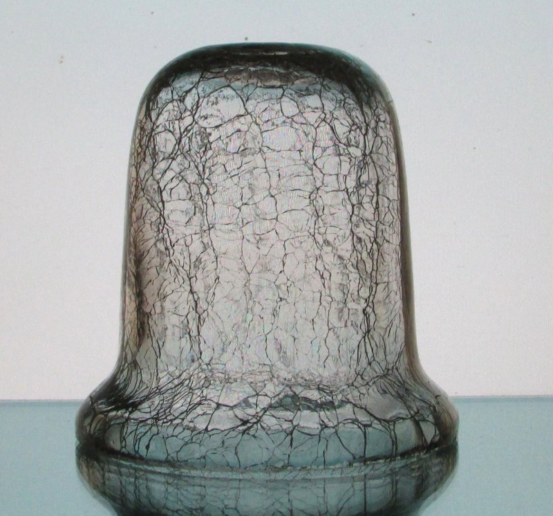 Hanging Candle Holder Crackle Glass 4.25 x 4.25 HCH114